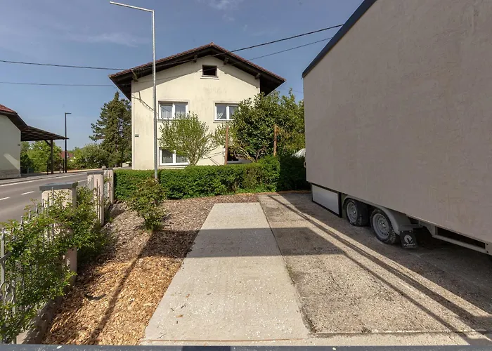 Počitniška hiša Tiny House Ljubljana